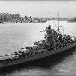 Prinz Eugen conducts exercises with the battleship Bismarck in April 1941 [902x631]