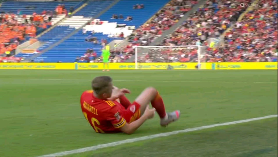 wise man Morrel knows where to be injured🤯