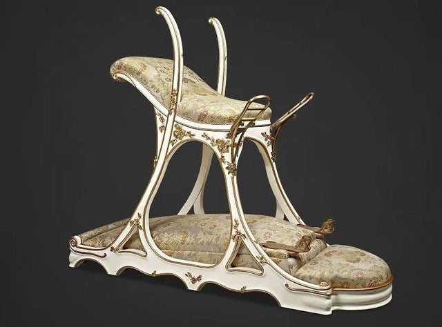 The King of England had a love chair to ‘pleasure two partners at once’