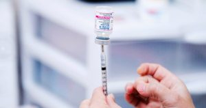 Moderna bivalent Covid vaccine appears to work against omicron subvariants BA.4 and BA.5