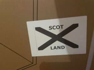 Weird ass Scotland flag that came on my parcel.