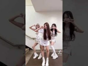 NMIXX Lily, Haewon, & Jiwoo - POP! (orig. TWICE Nayeon) (Dance Challenge)