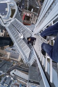 Paris climb in the morning 🇫🇷