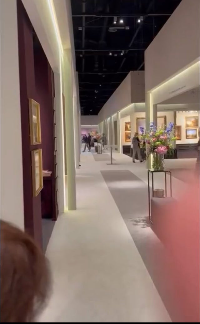 Heist of art fair Maastricht, the Netherlands, robbers try to smash showcases with hammers at TEFAF.