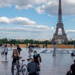 France mulls return to masks as COVID-19 hospitalizations rebound