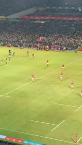 Willemse winning kick from the stands of a packed Loftus