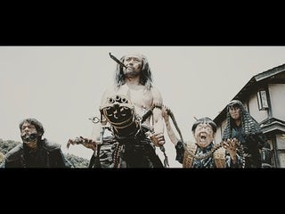 Zatoichi vs Predator - Short fan made movie that combines Jidaigeki (historical film usually featuring samurai sword-fighting action) and scifi..