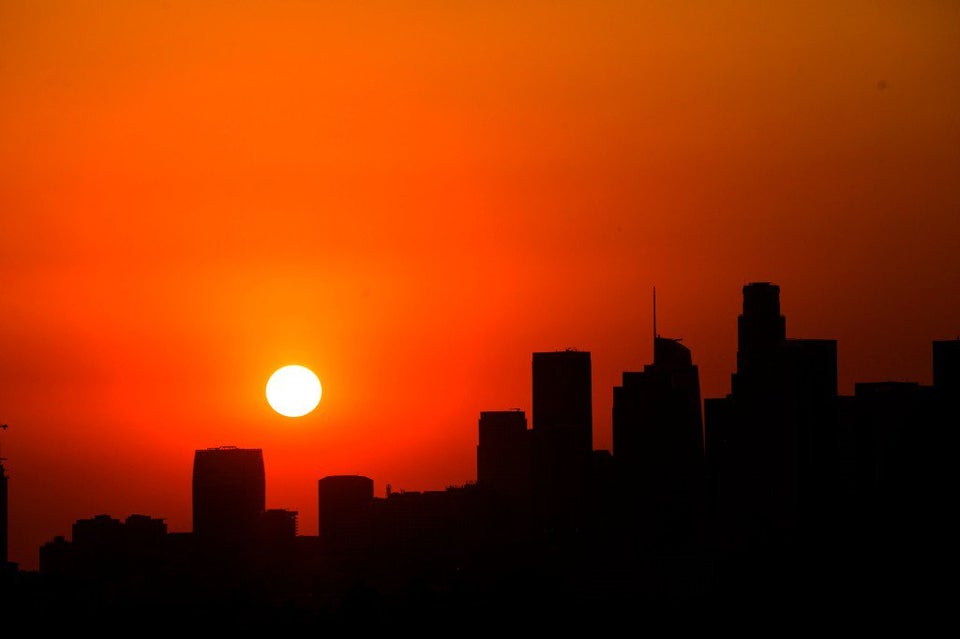 Los Angeles Set To Reach The CDC’s “High” Covid Community Level In Next 48 Hours, Says Top Health Official, Indoor Mask Mandate Possible Return