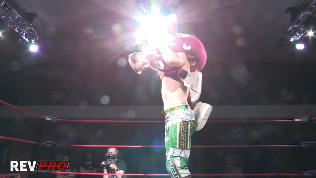 Will Ospreay hits Kenny Omega's One Winged Angel and pulls his opponent's arm up to make him "kick out" of it (HQ)