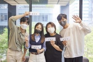 Lee JQ to direct upcoming Netflix original 'A Morning Arrives at a Psychiatric Ward'; confirms cast lineup: Park Bo Young, Yeon Woo Jin, Jang Dong Yoon, and Lee Jung Eun