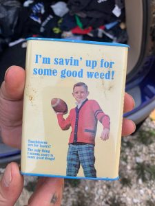 This little metal coin bank