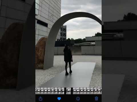 国立新美術館