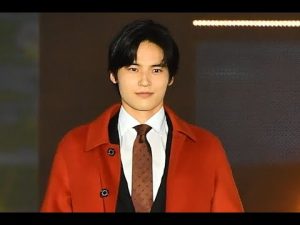 最新ニュース -  岡田健史から改名の水上恒司、ガルアワにサプライズ登場　改名後初の大型イベント