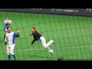 ＜2022.9.26楽天戦＞宇佐見真吾と加藤貴之のヒーローインタビュー