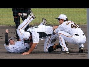 【無限列車】ベース一周はキツすぎ…増田陸、足腰限界で倒れる【秋広・中山・菊田】【秋季キャンプ】【巨人】2022年11月15日