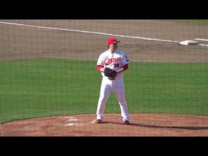 【プロ野球12球団合同トライアウト】菊池保則投手の投球