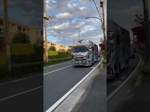 馬運車・競走馬輸送中・天皇賞秋2022 #shorts
