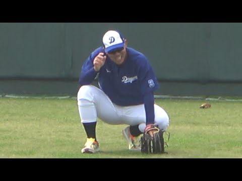 高橋周平1人でアメリカンノック！外野を往復しまくってヘトヘトに（笑） (2022/11/11)