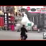 【まさか】下水道に"爆竹"  マンホールの蓋が吹き飛ぶ  中国