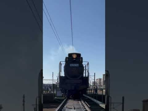 【D51】真正面からの機関車🚂　　#機関車#SL #汽笛
