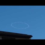 埼玉上空にニコちゃんマーク出現！あっという間に風に流される