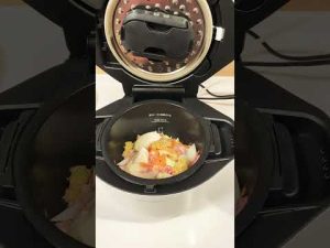 【ホットクック】今日、食材の買い出しに行けなかった方へ／今、冷蔵庫にある食材でできる！健康スープの作り方#Shorts