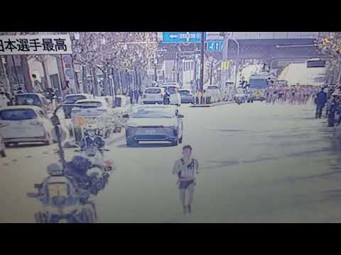 全国高校駅伝男子一区中間点……西脇工業、長嶋選手が独走