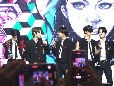 ENHYPEN MEET & GREET PT.7/12 @ KCON 2022 L.A. DAY 1 PT.16/21