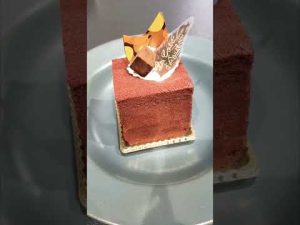 コート・ダジュールというケーキ屋さんのケーキ。芸術的に美しいですね！#ケーキ#スイーツ