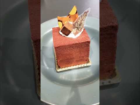 コート・ダジュールというケーキ屋さんのケーキ。芸術的に美しいですね！#ケーキ#スイーツ