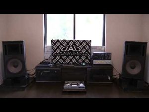 越智順子　COME TOGETHER    17年前の家電量販DVDレコーダーの天板を取っ払って頑強な華道台にセットするとさらに音が良くなった　論より証拠の空気録音です