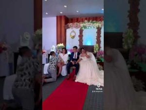 The bouquet toss # #trending #amazing #shorts #viral #toss #wedding