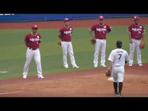 大地くん　守備練習中、今江先輩にヤジられる