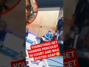 Young Thug gets Handed Percocet in Court😳 @youngthug #ysl #court #case #video #percocet #shorts